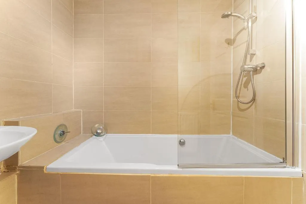 Appartement Modern 1Br Flat - Free Parking + Lift à Édimbourg